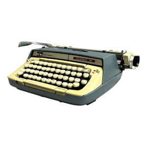 Smith-Corona Classic 12 Portable Typewriter - Teal Blue