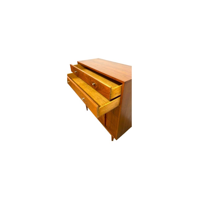 Vintage Mid-Century Modern 5 Drawer Dresser With Diamond Parquet Accent Inlay and Dovetailed Drawers For Sale In Seattle - Image 6 of 9