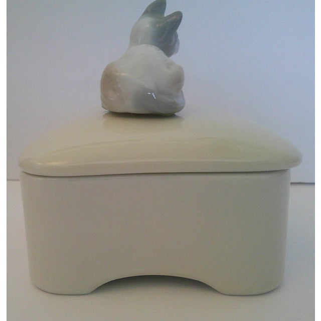 Vintage Takahashi Trinket Box Hand-Painted Cat Lid Japan Not Common For Sale - Image 4 of 8