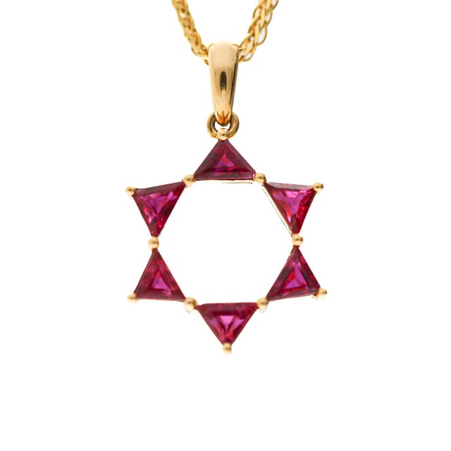 1990s Ruby Star of David 18k Gold Pendant Necklace For Sale - Image 5 of 9