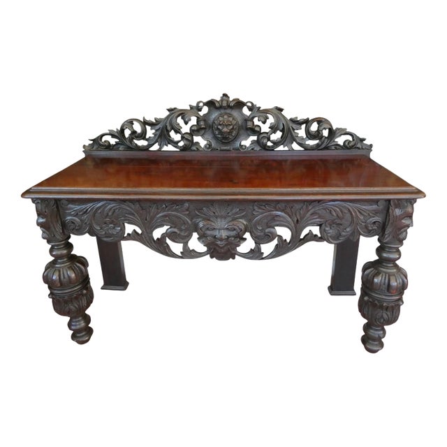 Antique English Country Oak Hall Table with Green Man Carving, 1730 For Sale