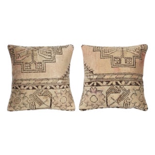 20"x20" SET OF 2 - Handmade Rug Cushion Covers. A pair of Lace Pillow Covers For Sale