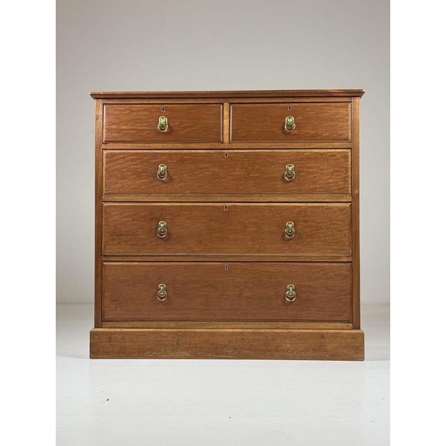 Chest of Drawers in Mahogany from Harrods For Sale - Image 11 of 17