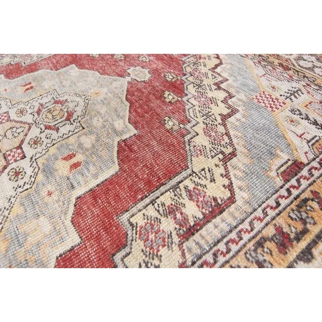Textile 1950s Vintage Oushak Medallion Rust Red Brown Small Accent Hand-Knotted Wool Rug 1950s - 4’3” X 6’ For Sale - Image 7 of 10