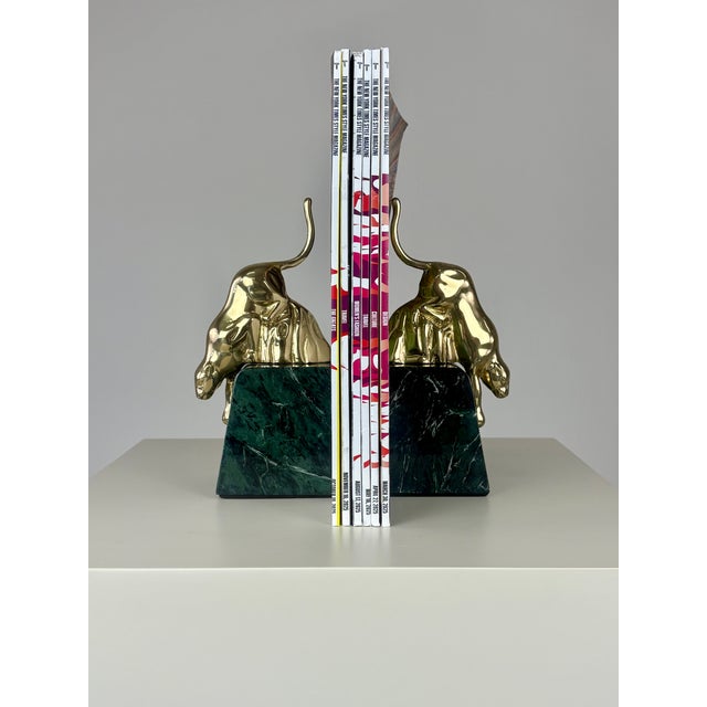 Postmodern 1980s Postmodern Hollywood Regency Brass Panther & Green Marble Bookends - A Pair For Sale - Image 3 of 5