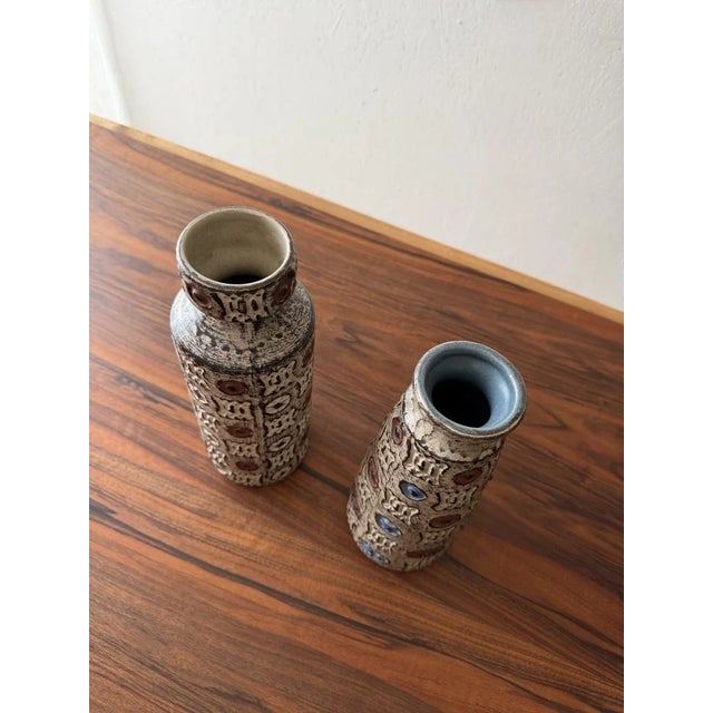 Mid-Century 615/25 and 617/28 Vases from Spara Schamotte Keramik, Set of 2 For Sale - Image 3 of 9