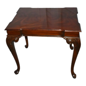 Vintage Ethan Allen Burl Mahogany Queen Anne Style Table W/Carved Claw Foot