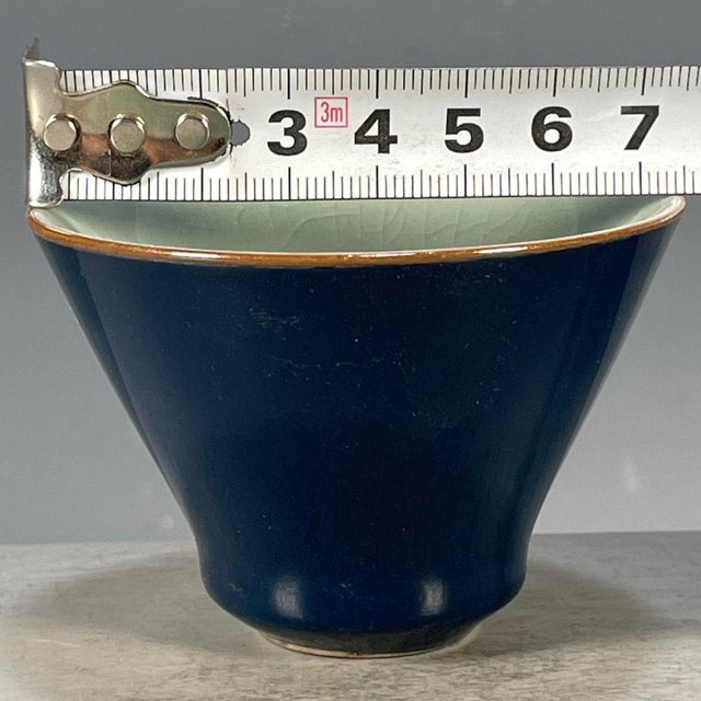 Late 20th Century Vintage Chinoiserie Monochrome Blue Glazed Porcelain Teacup – Celadon Interior, Gilded Rim For Sale - Image 5 of 9