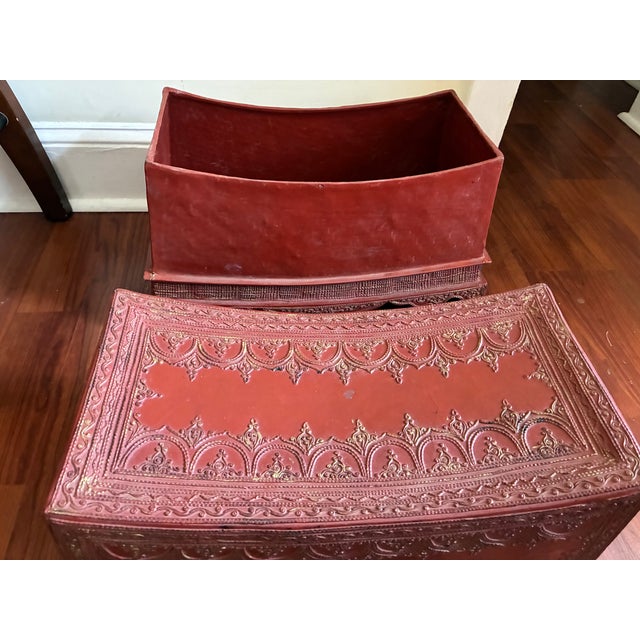 Traditional 19th Century Burmese Sadaik- Traditional Lacquered Manuscript Chest For Sale - Image 3 of 3