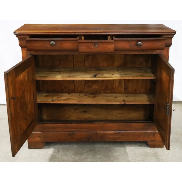 19th Century 19th Century French Louis Philippe Walnut Buffet For Sale - Image 5 of 7