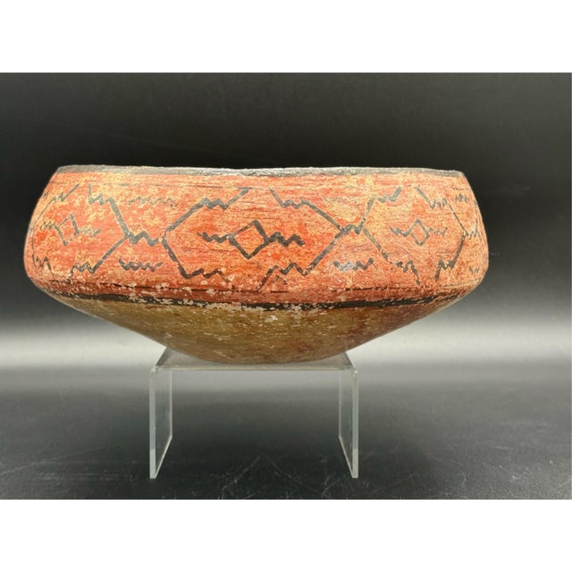 Early 20th Century Peruvian Shapido Conido Style Polychrome Red Clay Pottery Vessel For Sale - Image 5 of 16