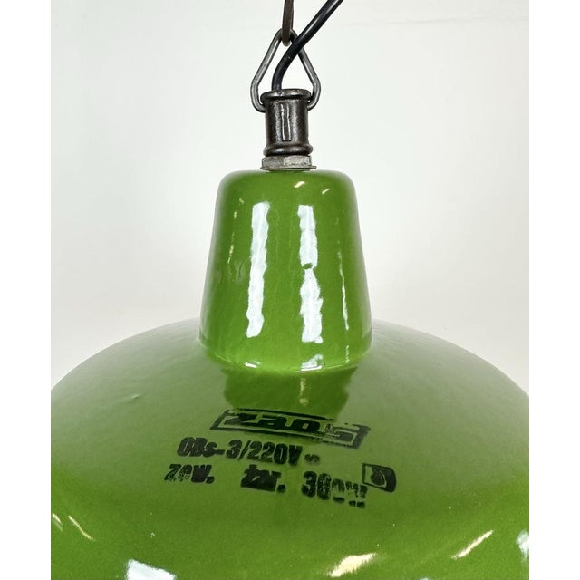 Mid-Century Modern Industrial Green Enamel Factory Lamp from Zaos, 1960s For Sale - Image 3 of 15