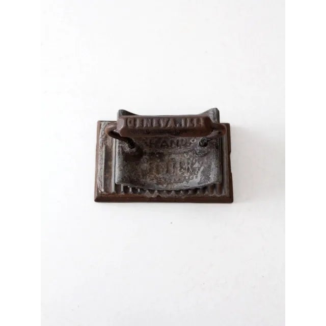 Antique Geneva Hand Fluter Iron For Sale - Image 4 of 8