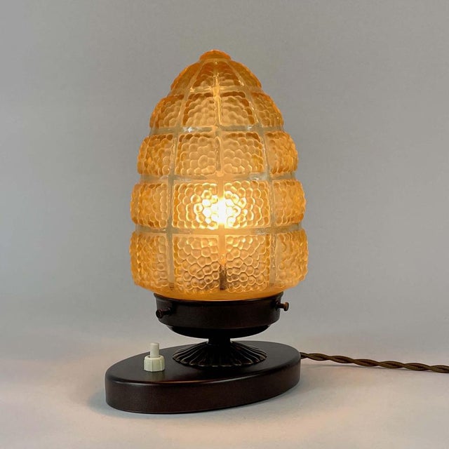 1930s Amber Glass and Burnished Brass Table Lamp, Sweden, 1930s For Sale - Image 5 of 18