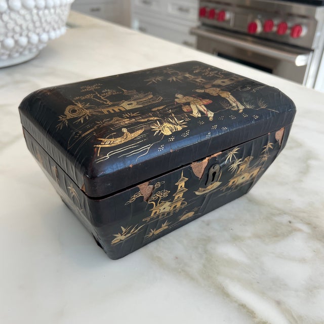 Chinese Antique Chinese Export Black Lacquered Tea Caddy For Sale - Image 3 of 5