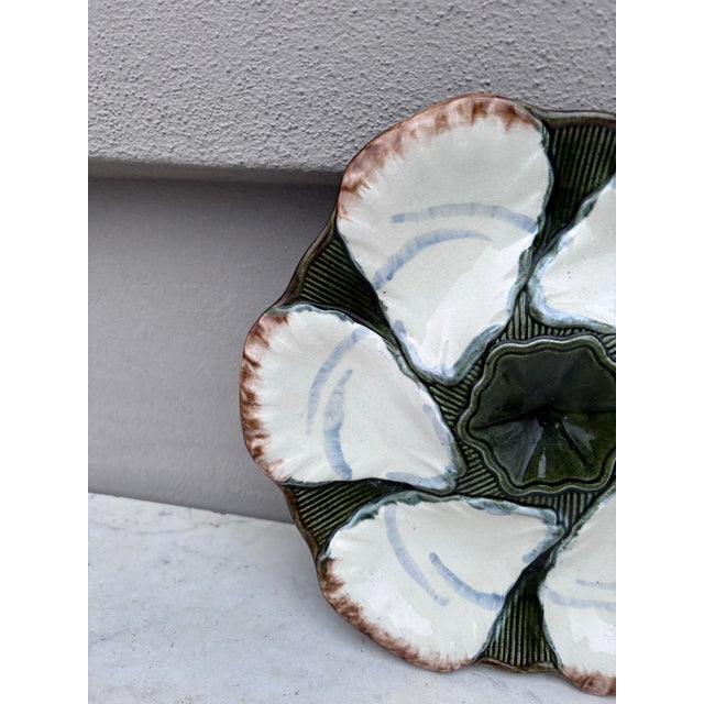 French French Majolica Oyster Plate Longchamp, Circa 1900 For Sale - Image 3 of 4