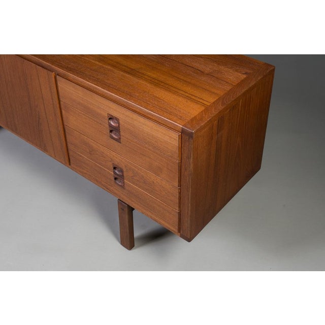 Brown Mid-Century Modern Corona Sideboard in Teak by Lennart Bender for Ulferts, 1960s For Sale - Image 8 of 14