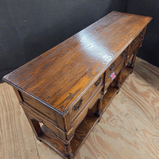 Late 20th Century Oak Three Drawer Potboard Dresser Base With Turned Legs and Shaped Frieze For Sale In Atlanta - Image 6 of 9