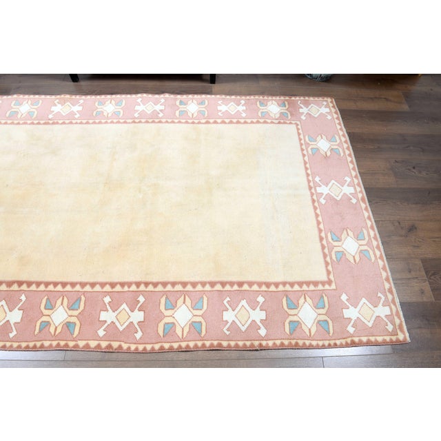 1970s Vintage Turkish Handmade Wool Cotton Pink Beige Area Rug For Sale In San Francisco - Image 6 of 11