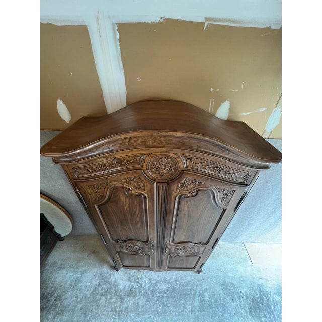 Late 20th Century Henredon French Provincial Four Centuries Storage Armoire For Sale - Image 5 of 12