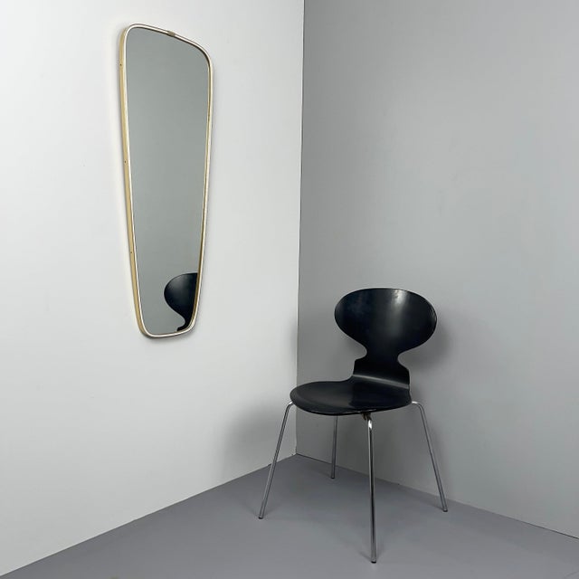 Large Oblong Wall Mirror with Brass Frame, 1950s, in Very Good conditions. Designed 1950 to 1959