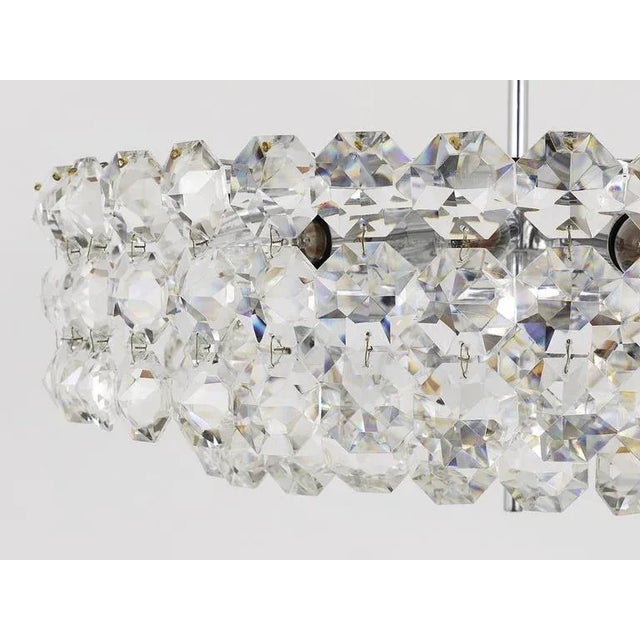 Silver Large Round Chandelier with Diamond-Shaped Crystals from Bakalowits & Söhne, Austria, 1950s For Sale - Image 8 of 11