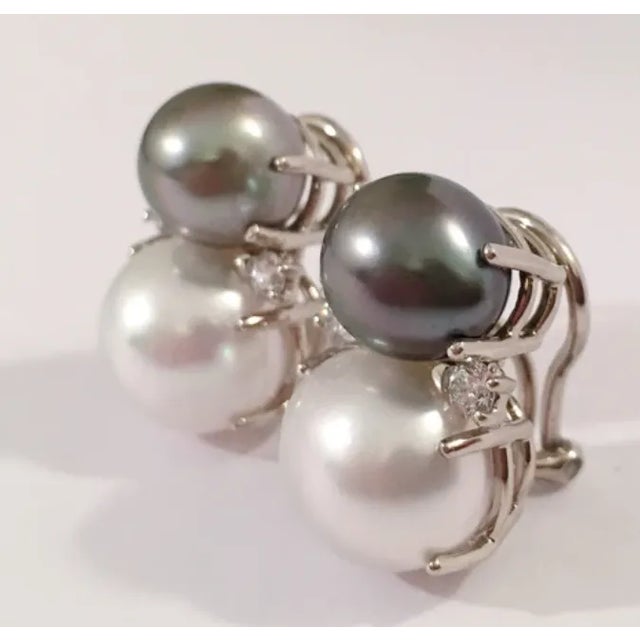 Christina Addison 18kt Yellow Gold Large Gum Drop™ Earrings With Faceted Blue Topaz and Pink Topaz and Diamonds For Sale - Image 11 of 12