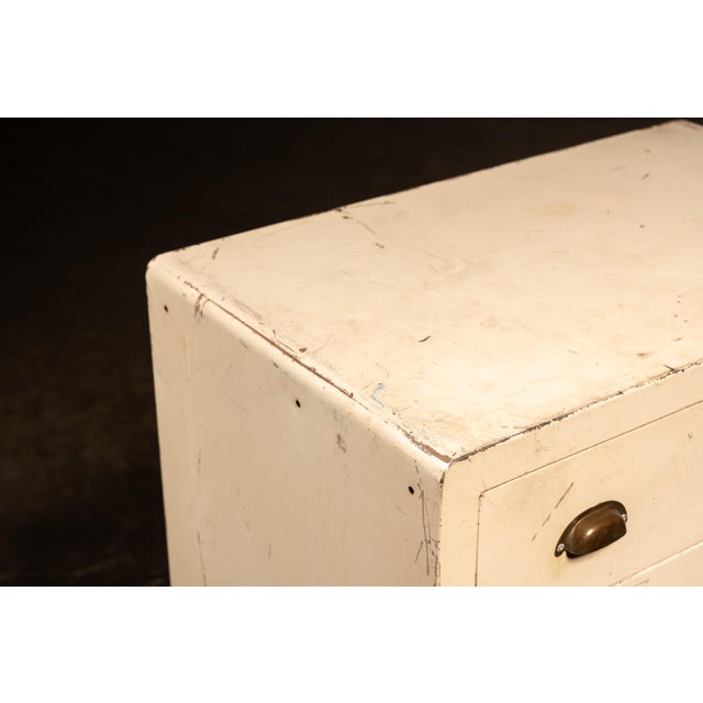 Mid 20th Century Vintage Metal Lowboy Dresser in Cream Enamel For Sale - Image 5 of 15