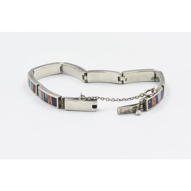 Late 20th Century Man's Native American Sterling Silver Multi Color Inlay Gemstone Link Bracelet For Sale - Image 4 of 12