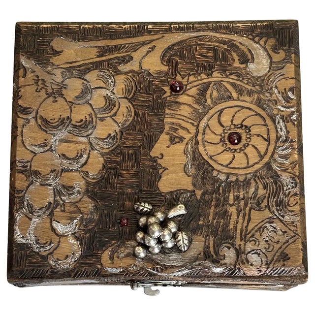Antique Flemish Box/Sterling/Garnets For Sale - Image 10 of 10