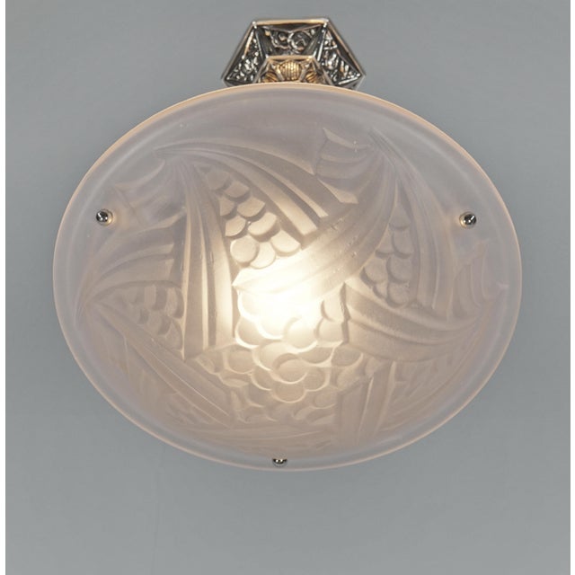 French Art Deco Pendant Light by Degue 1930 France For Sale - Image 6 of 11