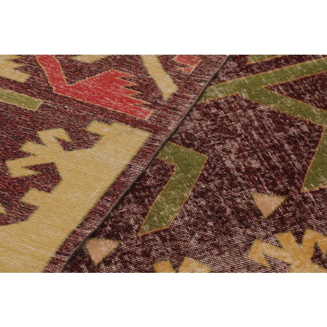 Vintage Turkish Distressed Rug With Rhythmic Geometric Motifs - Rug & Kilim For Sale - Image 10 of 10