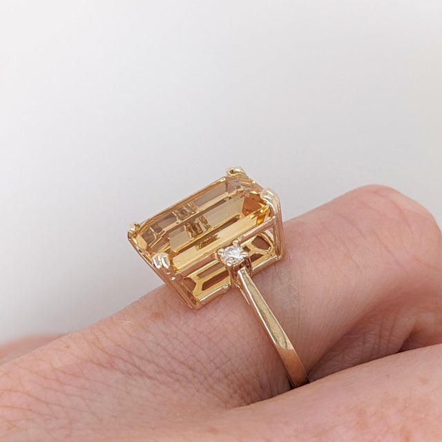 2020s 7ct Citrine Ring w Earth Mined Diamonds in Solid 14K Yellow Gold EM 14x10mm For Sale - Image 5 of 10