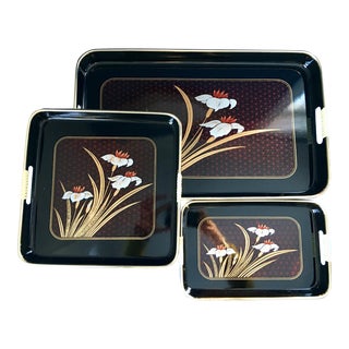 Vintage Japanese Lacquerware Trays- Set of 3 For Sale