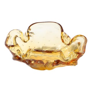 Mid-Century Modernist Hand-Blown Murano Glass Bowl in Amber W/ Crimped Detailing For Sale