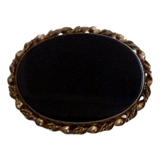 Vintage Brooch, With "Symmetalic" Hallmark (Originating Around 1936), a Gemstone, Framed by Sterling Silver + 14k Gold Rope Twist Frame For Sale