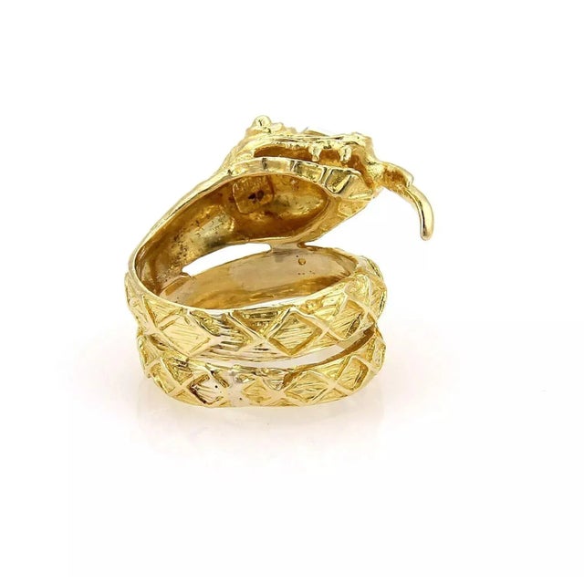 Late 20th Century Diamond Coiled Snake 10mm Wide Wrap 18k Yellow Gold Ring - Size 6.5 For Sale - Image 5 of 7