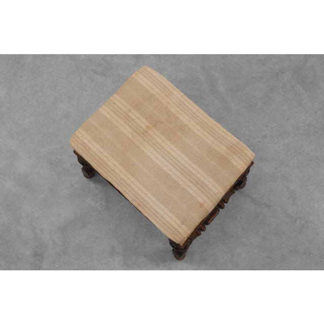 19th Century Louis XV Baroque Oak Stool, France For Sale - Image 9 of 13