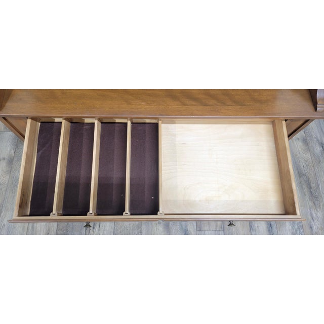 Vintage Ethan Allen Heirloom Nutmeg Maple Buffet Server With Hutch For Sale In Kansas City - Image 6 of 10