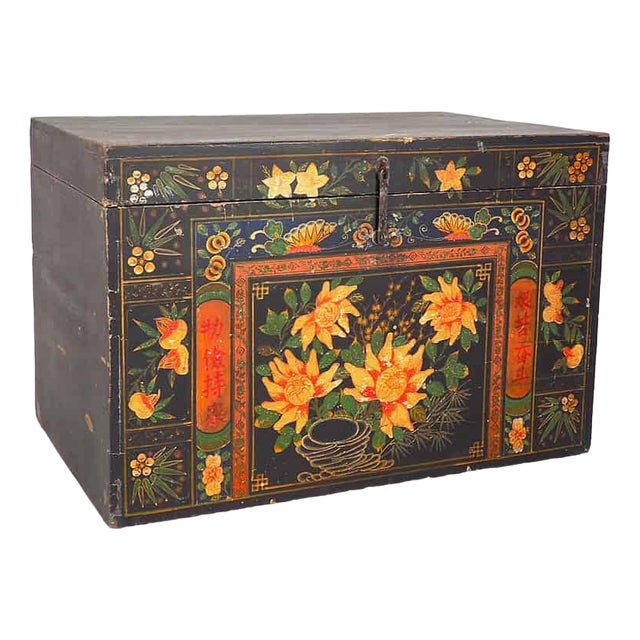 Chinese Illustrated Opera Trunk, 1900s For Sale