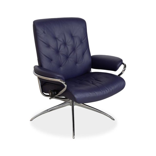Set of Metro Leather Recliner with Ottoman from Stressless For Sale - Image 4 of 18
