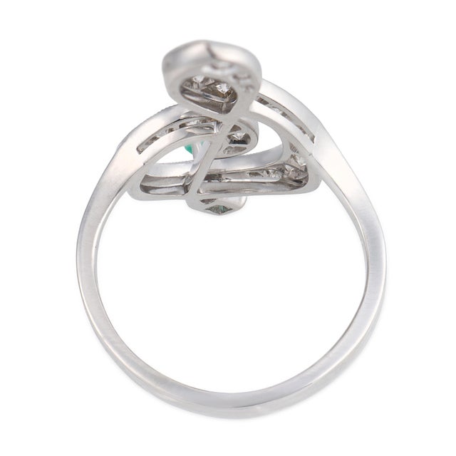 Vintage Emerald Diamond 18k White Gold Treble Clef Ring, Size 4.75 For Sale In Los Angeles - Image 6 of 6
