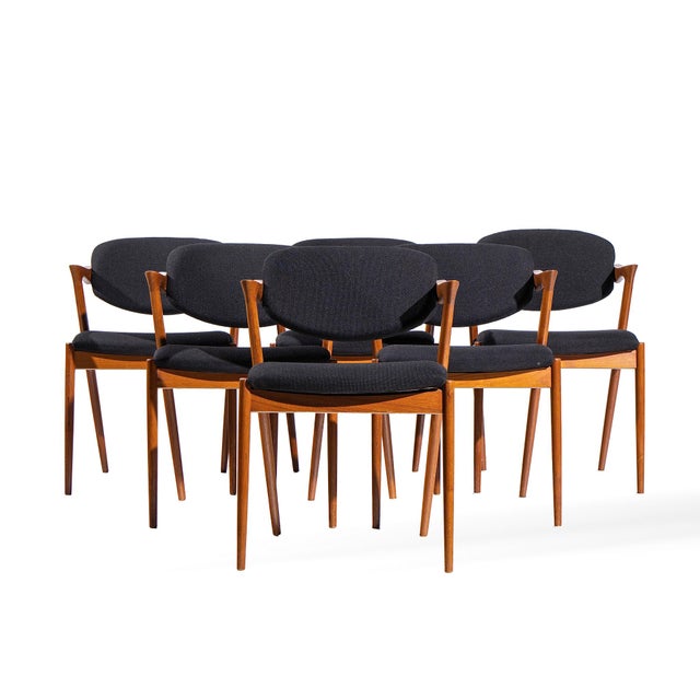 Kai Kristiansen Model 42 Mid Century Danish Teak Z Dining Chairs - Set of 6 Each chair measures: 21.25 wide x 22 deep x...