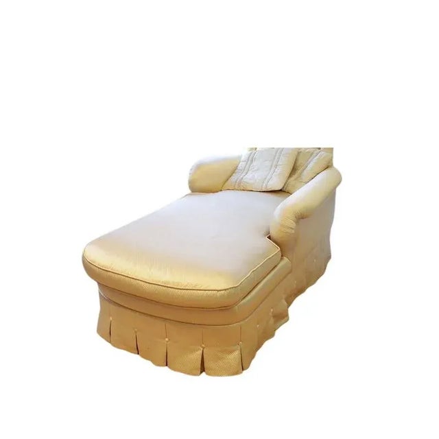 Chaise longue fully upholstered and covered in fabric, tufted backrest, slight defects: Dimensions h 110 x l 195 x d 84...