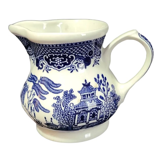 Vintage Blue & White Willow Churchill Staffordshire England Ironstone Creamer For Sale