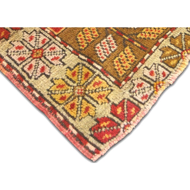 Traditional 1960s Turkish Oushak Rug For Sale - Image 3 of 5