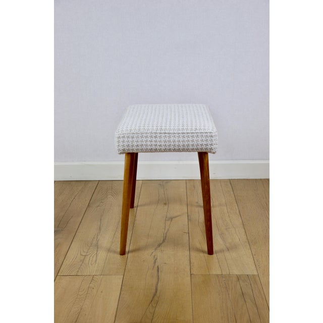 High Stool in Cream Herringbone For Sale - Image 4 of 9