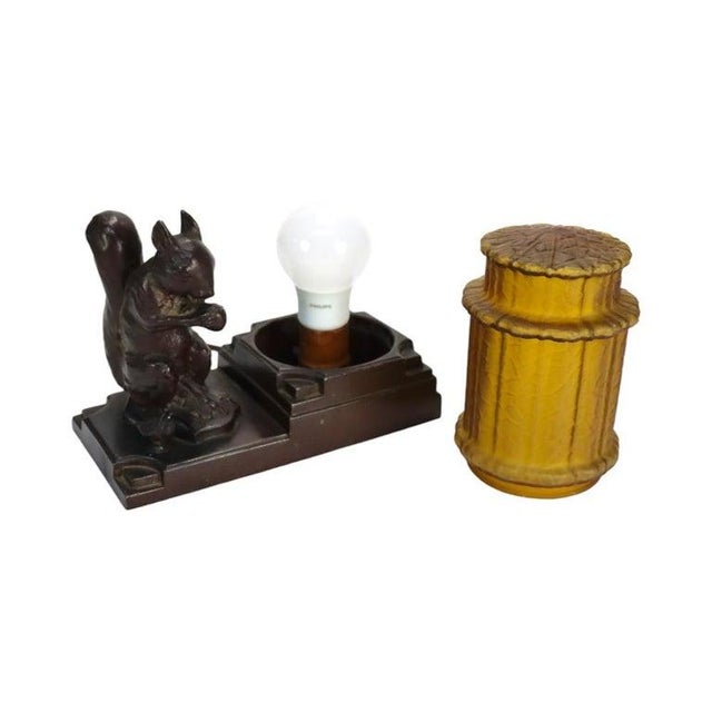 1930s Nuart Creations Art Deco Squirrel & Bird Accent Lamp With Amber Shade C1930 For Sale - Image 5 of 9