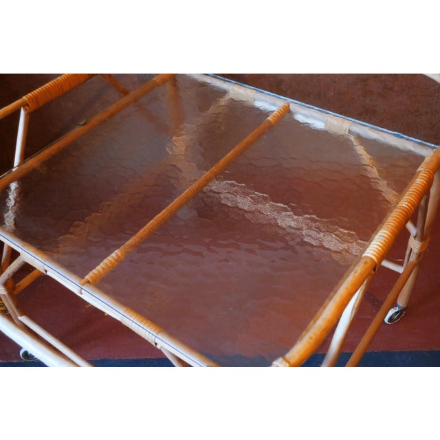 Mid-Century Modern Fine Serving Trolley in Bamboo and Frosted Glass, 1950s For Sale - Image 3 of 8