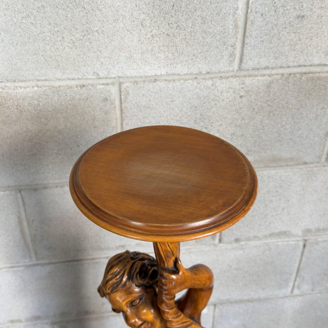 1960s Vintage Italian Carved Wooden Cherub Pedestal Column from Artigianato Italiano, 1960s For Sale - Image 5 of 10